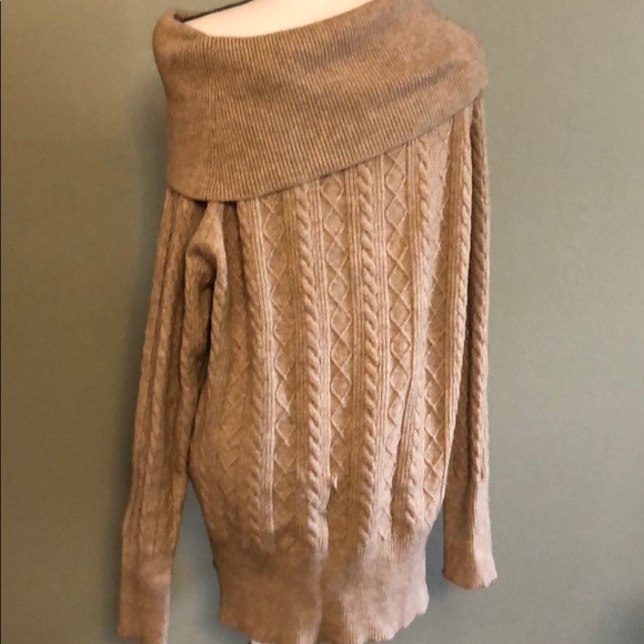 REV cowl/off the shoulder sweater - Picture 3 of 6